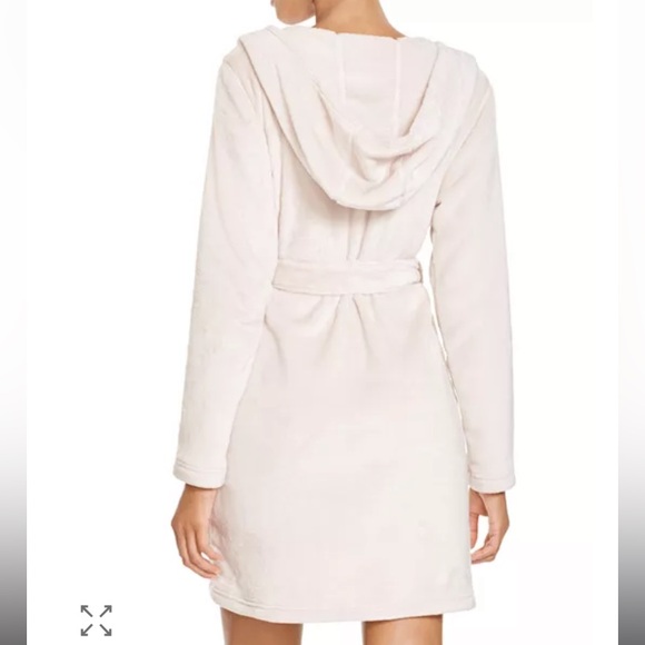 UGG Australia Miranda Double Face Fleece Hooded Soft Lounge Luxe Robe in Cream - Picture 2 of 11